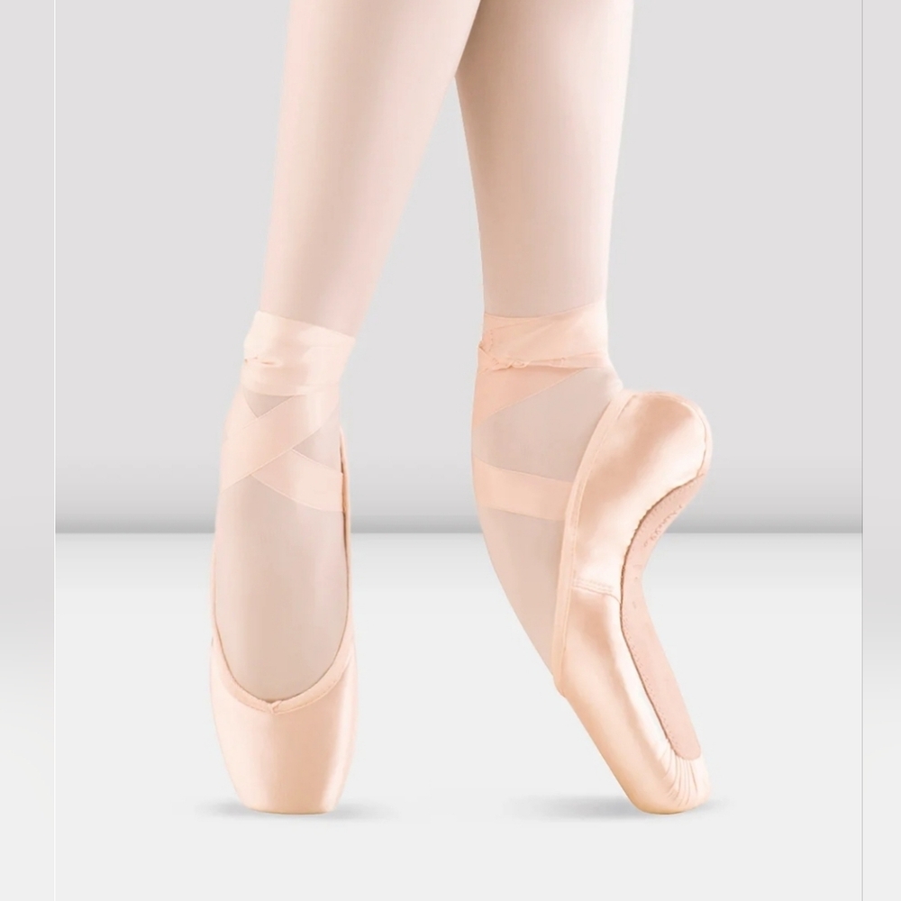 Elegant Ballet Pointe Shoes Mirella Advanced Pointe Shoes Sz 4.5